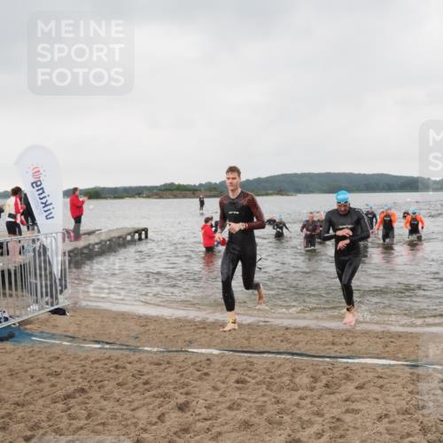23.06.2024 - Viking Triathlon MichiJ http://msf.ph/oto/6346987 23.06.2024 10:45:58 Schwimmen 18, 156, 162, 247, 294, 395, 475, 602, 644 meine-sportfotos.de