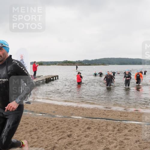 23.06.2024 - Viking Triathlon MichiJ http://msf.ph/oto/6346995 23.06.2024 10:46:01 Schwimmen 18, 162, 247, 294, 359, 475, 602, 644 meine-sportfotos.de