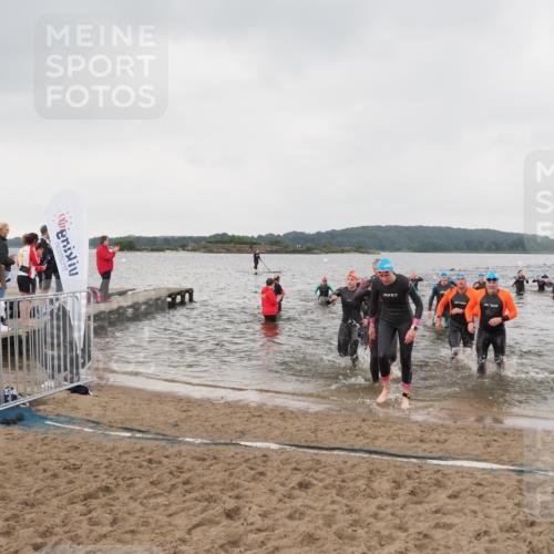 23.06.2024 - Viking Triathlon MichiJ http://msf.ph/oto/6347009 23.06.2024 10:46:07 Schwimmen 18, 44, 162, 249, 294, 341, 359, 475, 514, 602 meine-sportfotos.de