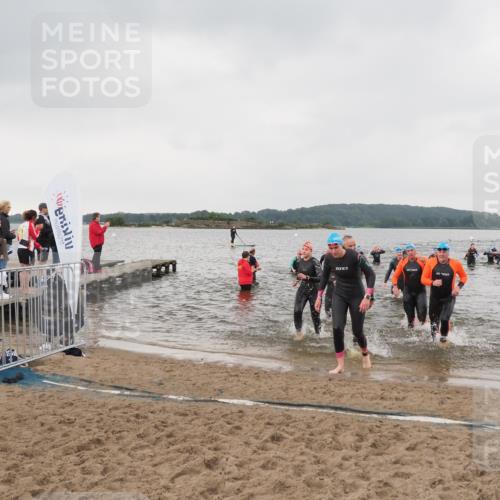 23.06.2024 - Viking Triathlon MichiJ http://msf.ph/oto/6347011 23.06.2024 10:46:07 Schwimmen 18, 44, 162, 249, 294, 341, 359, 475, 514, 602 meine-sportfotos.de