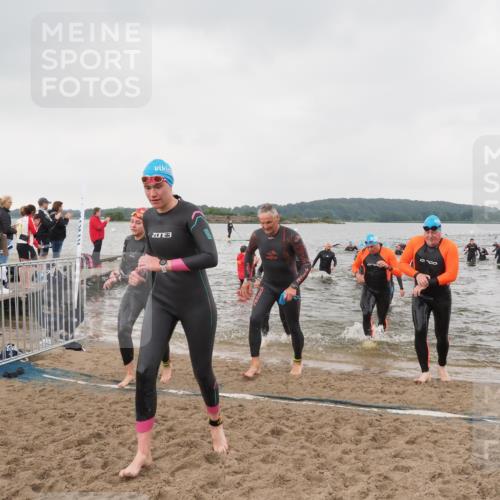 23.06.2024 - Viking Triathlon MichiJ http://msf.ph/oto/6347018 23.06.2024 10:46:09 Schwimmen 18, 44, 162, 249, 294, 341, 359, 475, 514, 602, 645, 646 meine-sportfotos.de