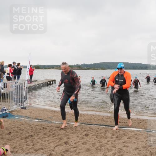 23.06.2024 - Viking Triathlon MichiJ http://msf.ph/oto/6347021 23.06.2024 10:46:10 Schwimmen 18, 44, 162, 249, 294, 341, 359, 475, 514, 602, 645, 646 meine-sportfotos.de