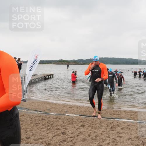 23.06.2024 - Viking Triathlon MichiJ http://msf.ph/oto/6347031 23.06.2024 10:46:12 Schwimmen 44, 162, 249, 341, 359, 428, 475, 514, 645, 646 meine-sportfotos.de
