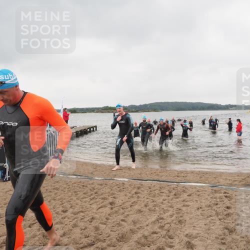 23.06.2024 - Viking Triathlon MichiJ http://msf.ph/oto/6347035 23.06.2024 10:46:15 Schwimmen 44, 249, 341, 428, 514, 606, 645, 646 meine-sportfotos.de