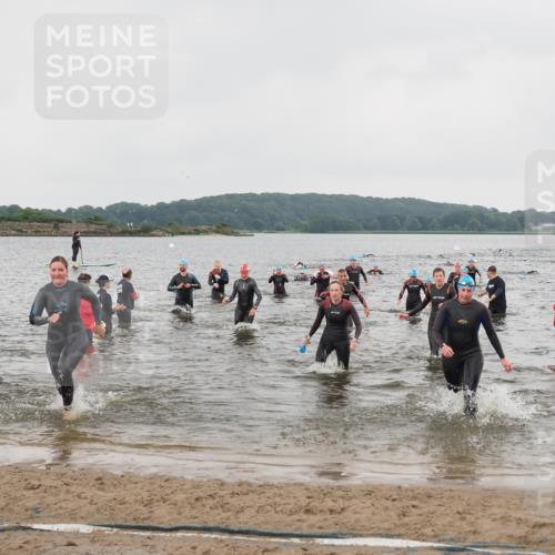 23.06.2024 - Viking Triathlon MichiJ http://msf.ph/oto/6347059 23.06.2024 10:46:26 Schwimmen 46, 181, 199, 208, 398, 428, 606, 636 meine-sportfotos.de