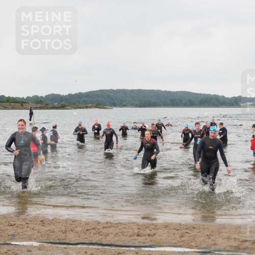 23.06.2024 - Viking Triathlon MichiJ http://msf.ph/oto/6347060 23.06.2024 10:46:26 Schwimmen 46, 181, 199, 208, 398, 428, 606, 636 meine-sportfotos.de