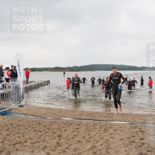 23.06.2024 - Viking Triathlon MichiJ http://msf.ph/oto/6347085 23.06.2024 10:46:34 Schwimmen 46, 130, 181, 199, 264, 365, 398, 442, 631, 636 meine-sportfotos.de