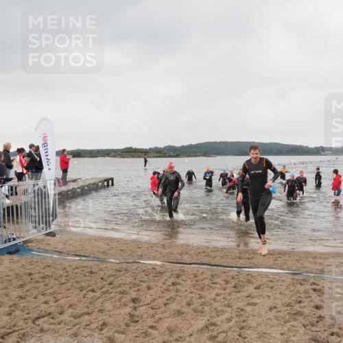 23.06.2024 - Viking Triathlon MichiJ http://msf.ph/oto/6347086 23.06.2024 10:46:35 Schwimmen 130, 181, 199, 264, 365, 398, 439, 442, 631, 636 meine-sportfotos.de