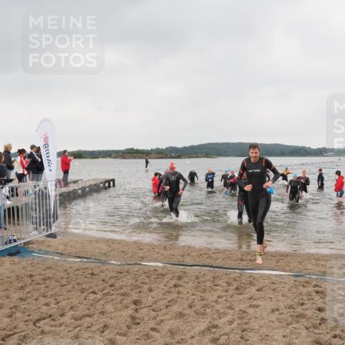 23.06.2024 - Viking Triathlon MichiJ http://msf.ph/oto/6347087 23.06.2024 10:46:35 Schwimmen 130, 181, 199, 264, 365, 398, 439, 442, 631, 636 meine-sportfotos.de