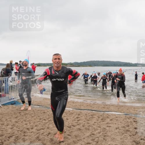 23.06.2024 - Viking Triathlon MichiJ http://msf.ph/oto/6347119 23.06.2024 10:46:39 Schwimmen 130, 141, 199, 264, 365, 398, 439, 442, 467, 631, 636 meine-sportfotos.de