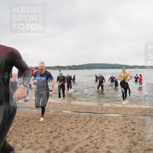 23.06.2024 - Viking Triathlon MichiJ http://msf.ph/oto/6347175 23.06.2024 10:46:48 Schwimmen 74, 141, 169, 439, 442, 448, 459, 467 meine-sportfotos.de