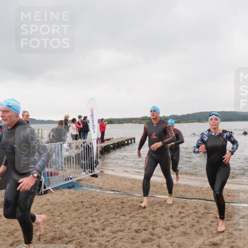 23.06.2024 - Viking Triathlon MichiJ http://msf.ph/oto/6347208 23.06.2024 10:46:55 Schwimmen 74, 80, 169, 325, 448, 459 meine-sportfotos.de