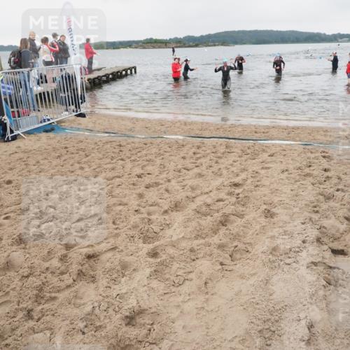 23.06.2024 - Viking Triathlon MichiJ http://msf.ph/oto/6347224 23.06.2024 10:46:58 Schwimmen 80, 281, 325, 459 meine-sportfotos.de