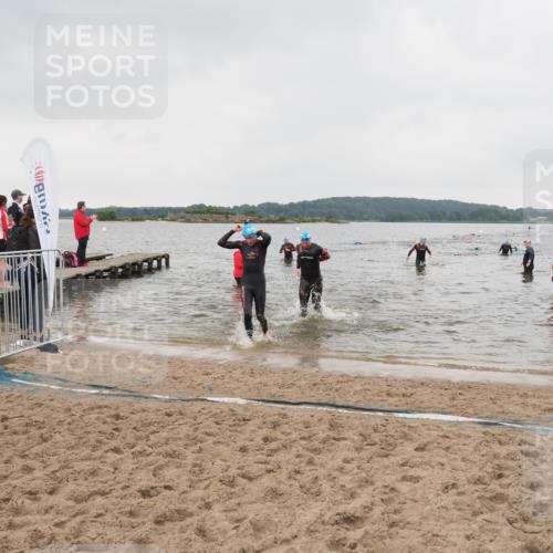23.06.2024 - Viking Triathlon MichiJ http://msf.ph/oto/6347247 23.06.2024 10:47:06 Schwimmen 80, 281, 325 meine-sportfotos.de