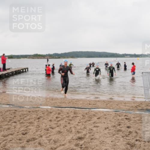 23.06.2024 - Viking Triathlon MichiJ http://msf.ph/oto/6347381 23.06.2024 10:47:38 Schwimmen 19, 132, 357, 423, 547 meine-sportfotos.de