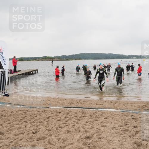 23.06.2024 - Viking Triathlon MichiJ http://msf.ph/oto/6347402 23.06.2024 10:47:42 Schwimmen 19, 57, 132, 258, 357, 370, 423 meine-sportfotos.de