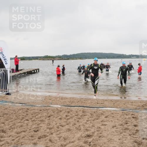 23.06.2024 - Viking Triathlon MichiJ http://msf.ph/oto/6347411 23.06.2024 10:47:43 Schwimmen 19, 57, 132, 258, 357, 370, 423 meine-sportfotos.de