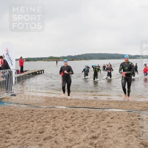 23.06.2024 - Viking Triathlon MichiJ http://msf.ph/oto/6347433 23.06.2024 10:47:46 Schwimmen 19, 57, 132, 258, 357, 370, 423 meine-sportfotos.de