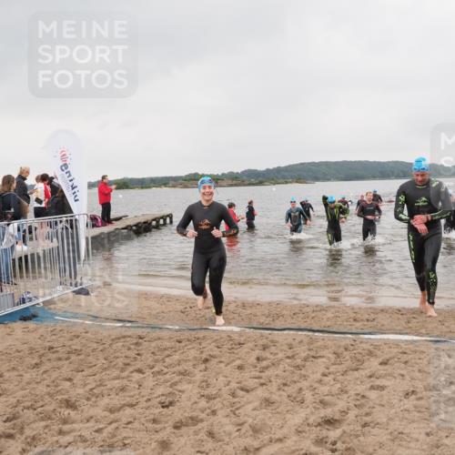 23.06.2024 - Viking Triathlon MichiJ http://msf.ph/oto/6347436 23.06.2024 10:47:47 Schwimmen 19, 57, 258, 309, 357, 370, 423 meine-sportfotos.de