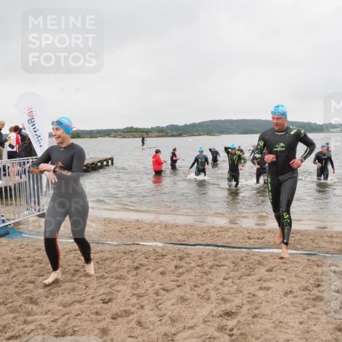23.06.2024 - Viking Triathlon MichiJ http://msf.ph/oto/6347443 23.06.2024 10:47:48 Schwimmen 19, 57, 258, 309, 357, 370, 423 meine-sportfotos.de