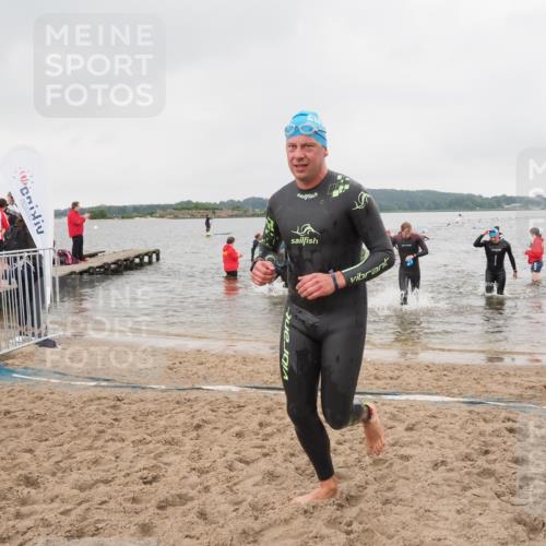 23.06.2024 - Viking Triathlon MichiJ http://msf.ph/oto/6347449 23.06.2024 10:47:49 Schwimmen 19, 57, 258, 309, 357, 370, 423 meine-sportfotos.de