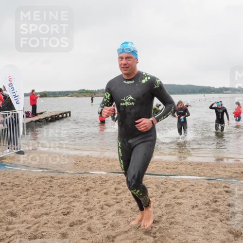 23.06.2024 - Viking Triathlon MichiJ http://msf.ph/oto/6347451 23.06.2024 10:47:49 Schwimmen 19, 57, 258, 309, 357, 370, 423 meine-sportfotos.de
