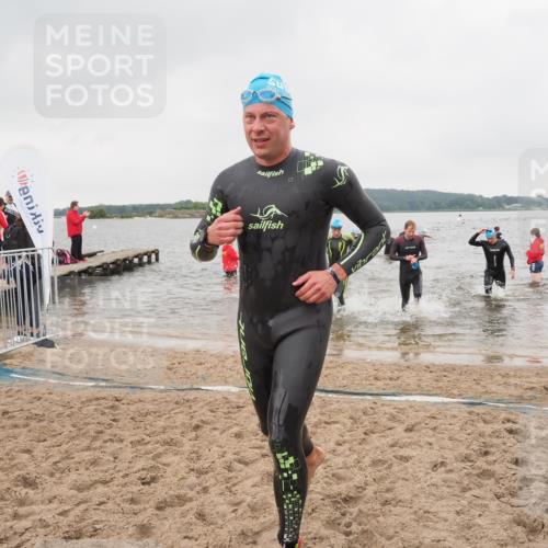 23.06.2024 - Viking Triathlon MichiJ http://msf.ph/oto/6347453 23.06.2024 10:47:49 Schwimmen 19, 57, 258, 309, 357, 370, 423 meine-sportfotos.de