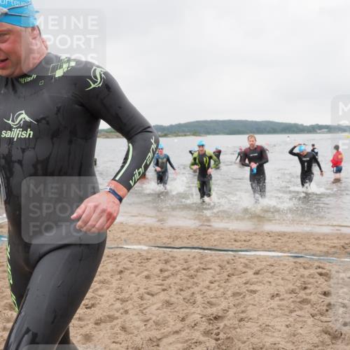 23.06.2024 - Viking Triathlon MichiJ http://msf.ph/oto/6347455 23.06.2024 10:47:50 Schwimmen 57, 258, 309, 357, 370 meine-sportfotos.de