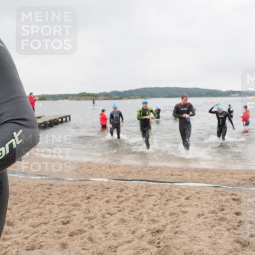 23.06.2024 - Viking Triathlon MichiJ http://msf.ph/oto/6347460 23.06.2024 10:47:50 Schwimmen 57, 258, 309, 357, 370 meine-sportfotos.de