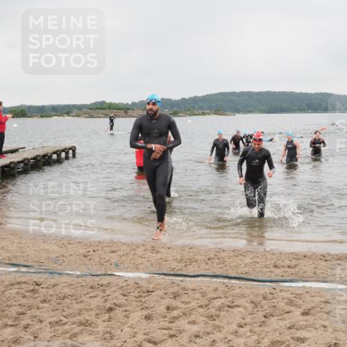 23.06.2024 - Viking Triathlon MichiJ http://msf.ph/oto/6347544 23.06.2024 10:48:04 Schwimmen 41, 55, 188, 339, 478, 611 meine-sportfotos.de