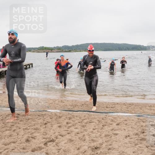 23.06.2024 - Viking Triathlon MichiJ http://msf.ph/oto/6347555 23.06.2024 10:48:06 Schwimmen 41, 55, 188, 339, 478, 611 meine-sportfotos.de