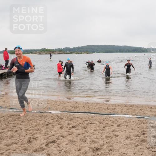 23.06.2024 - Viking Triathlon MichiJ http://msf.ph/oto/6347572 23.06.2024 10:48:09 Schwimmen 41, 157, 188, 339, 478 meine-sportfotos.de
