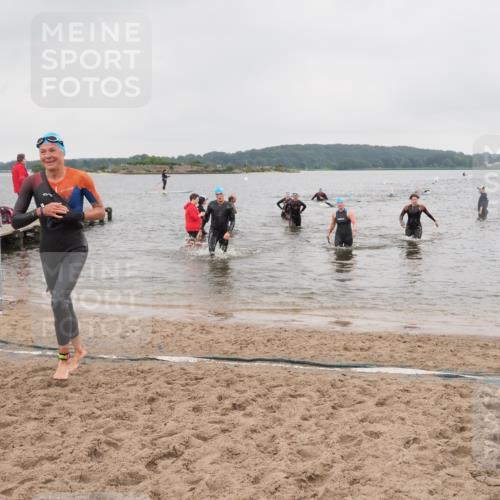 23.06.2024 - Viking Triathlon MichiJ http://msf.ph/oto/6347573 23.06.2024 10:48:09 Schwimmen 41, 157, 188, 339, 478 meine-sportfotos.de