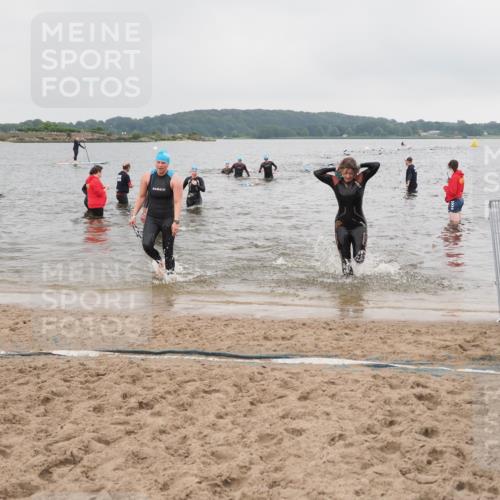 23.06.2024 - Viking Triathlon MichiJ http://msf.ph/oto/6347606 23.06.2024 10:48:14 Schwimmen 41, 147, 157, 339, 478 meine-sportfotos.de