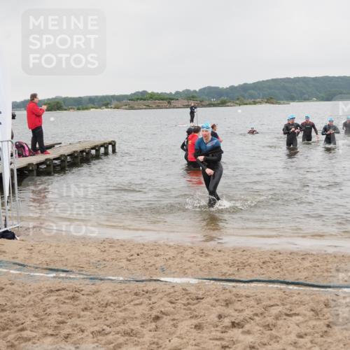 23.06.2024 - Viking Triathlon MichiJ http://msf.ph/oto/6347644 23.06.2024 10:48:22 Schwimmen 79, 147, 157 meine-sportfotos.de