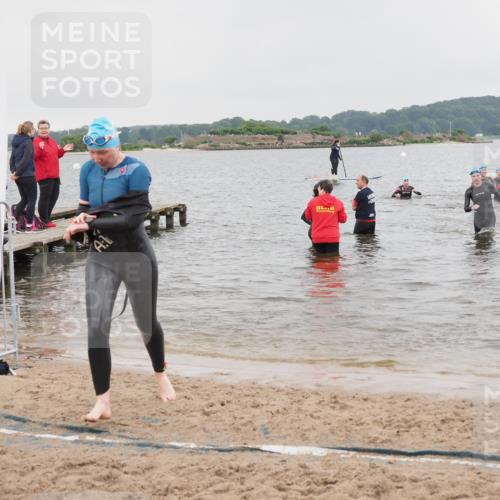 23.06.2024 - Viking Triathlon MichiJ http://msf.ph/oto/6347655 23.06.2024 10:48:25 Schwimmen 79, 147 meine-sportfotos.de
