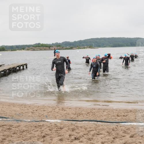 23.06.2024 - Viking Triathlon MichiJ http://msf.ph/oto/6347664 23.06.2024 10:48:31 Schwimmen 21, 70, 79, 422 meine-sportfotos.de