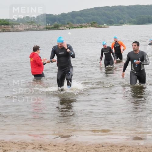 23.06.2024 - Viking Triathlon MichiJ http://msf.ph/oto/6347763 23.06.2024 10:48:51 Schwimmen 139, 155, 248, 447 meine-sportfotos.de