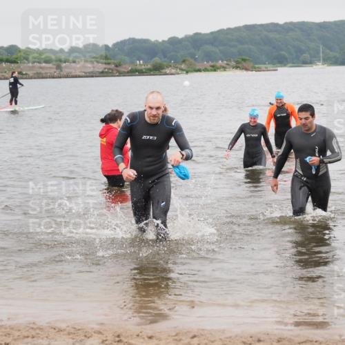 23.06.2024 - Viking Triathlon MichiJ http://msf.ph/oto/6347771 23.06.2024 10:48:52 Schwimmen 139, 155, 248, 447 meine-sportfotos.de