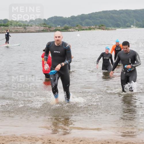 23.06.2024 - Viking Triathlon MichiJ http://msf.ph/oto/6347775 23.06.2024 10:48:52 Schwimmen 139, 155, 248, 447 meine-sportfotos.de