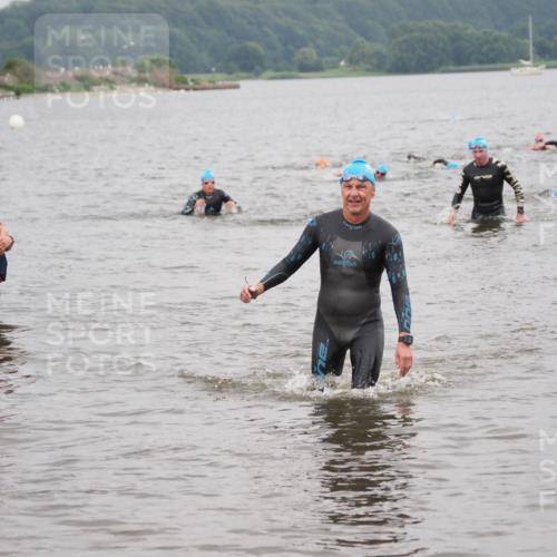 23.06.2024 - Viking Triathlon MichiJ http://msf.ph/oto/6347862 23.06.2024 10:49:15 Schwimmen 179 meine-sportfotos.de