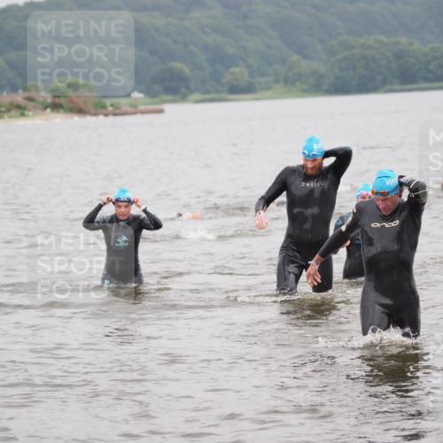 23.06.2024 - Viking Triathlon MichiJ http://msf.ph/oto/6347893 23.06.2024 10:49:26 Schwimmen 112 meine-sportfotos.de
