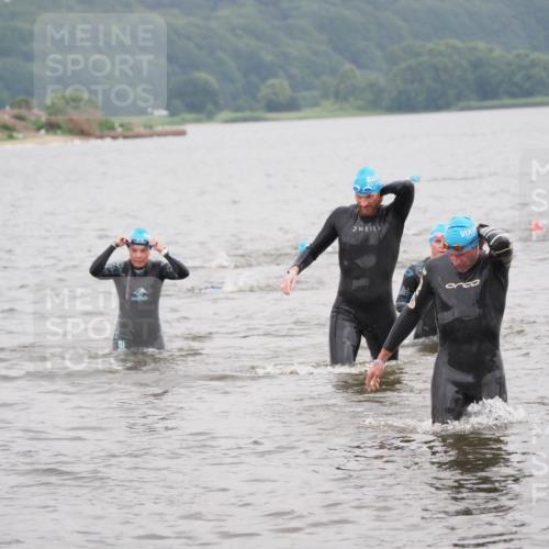 23.06.2024 - Viking Triathlon MichiJ http://msf.ph/oto/6347895 23.06.2024 10:49:26 Schwimmen 112 meine-sportfotos.de