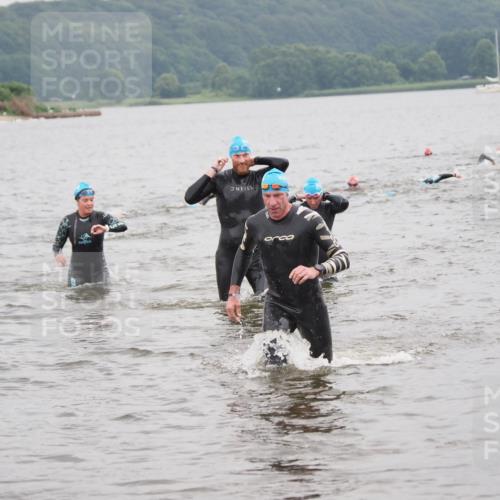 23.06.2024 - Viking Triathlon MichiJ http://msf.ph/oto/6347909 23.06.2024 10:49:28 Schwimmen 112 meine-sportfotos.de