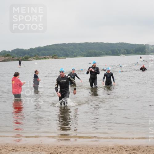 23.06.2024 - Viking Triathlon MichiJ http://msf.ph/oto/6347932 23.06.2024 10:49:31 Schwimmen 112, 236 meine-sportfotos.de