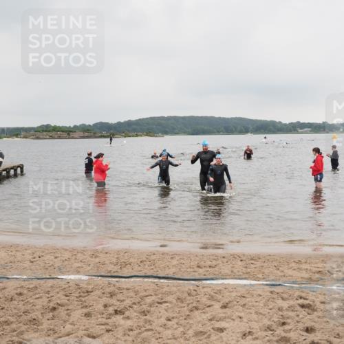 23.06.2024 - Viking Triathlon MichiJ http://msf.ph/oto/6347963 23.06.2024 10:49:38 Schwimmen 64, 112, 236, 388 meine-sportfotos.de