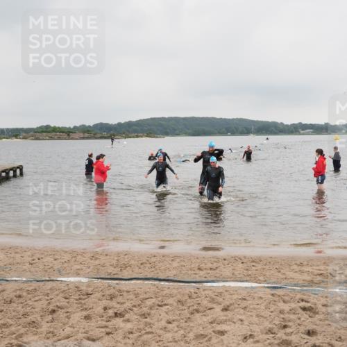 23.06.2024 - Viking Triathlon MichiJ http://msf.ph/oto/6347968 23.06.2024 10:49:38 Schwimmen 64, 112, 236, 388 meine-sportfotos.de