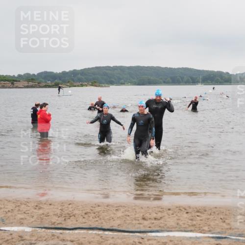 23.06.2024 - Viking Triathlon MichiJ http://msf.ph/oto/6347976 23.06.2024 10:49:40 Schwimmen 64, 176, 236, 388 meine-sportfotos.de