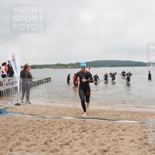 23.06.2024 - Viking Triathlon MichiJ http://msf.ph/oto/6348084 23.06.2024 10:50:04 Schwimmen 119, 366, 379 meine-sportfotos.de