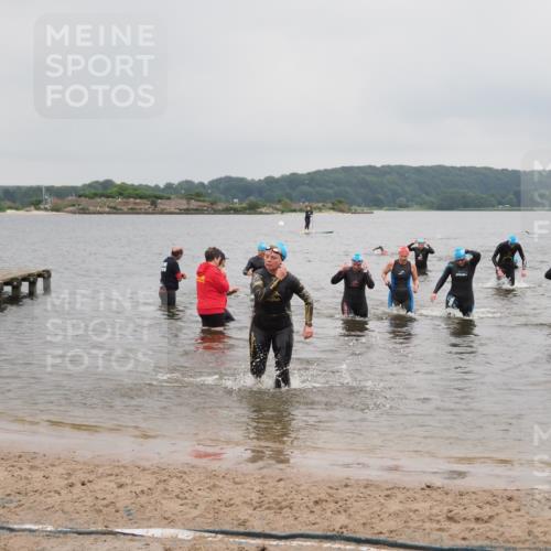 23.06.2024 - Viking Triathlon MichiJ http://msf.ph/oto/6348114 23.06.2024 10:50:07 Schwimmen 228, 366, 379, 476, 617 meine-sportfotos.de